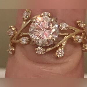 14K Natural 1 ct +Diamond Solitaire with accents